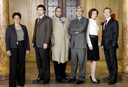 Suivez la série New York District / New York Police Judiciaire en streaming en VF et en VOSTFR saison 21